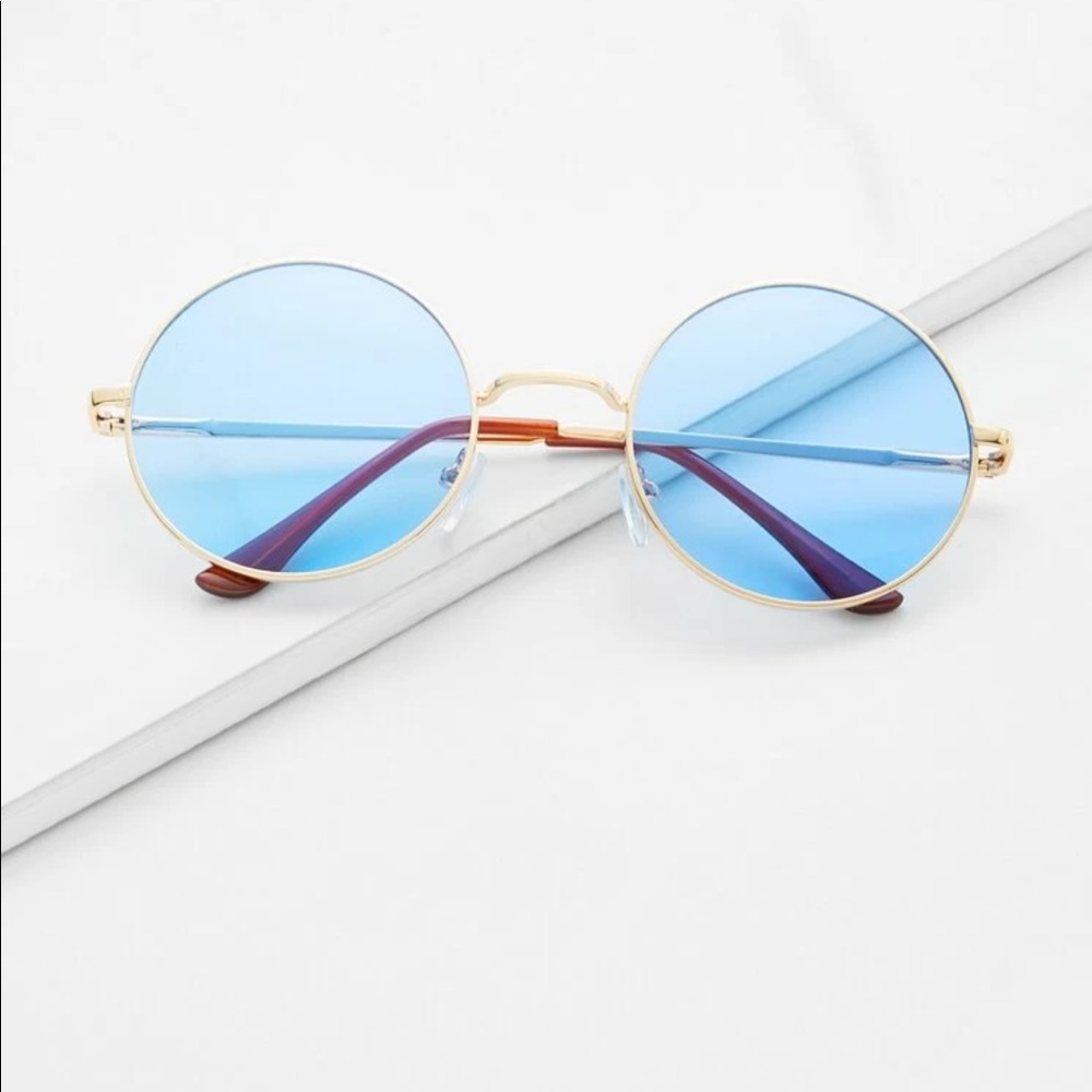 blue tint round frame sunglasses